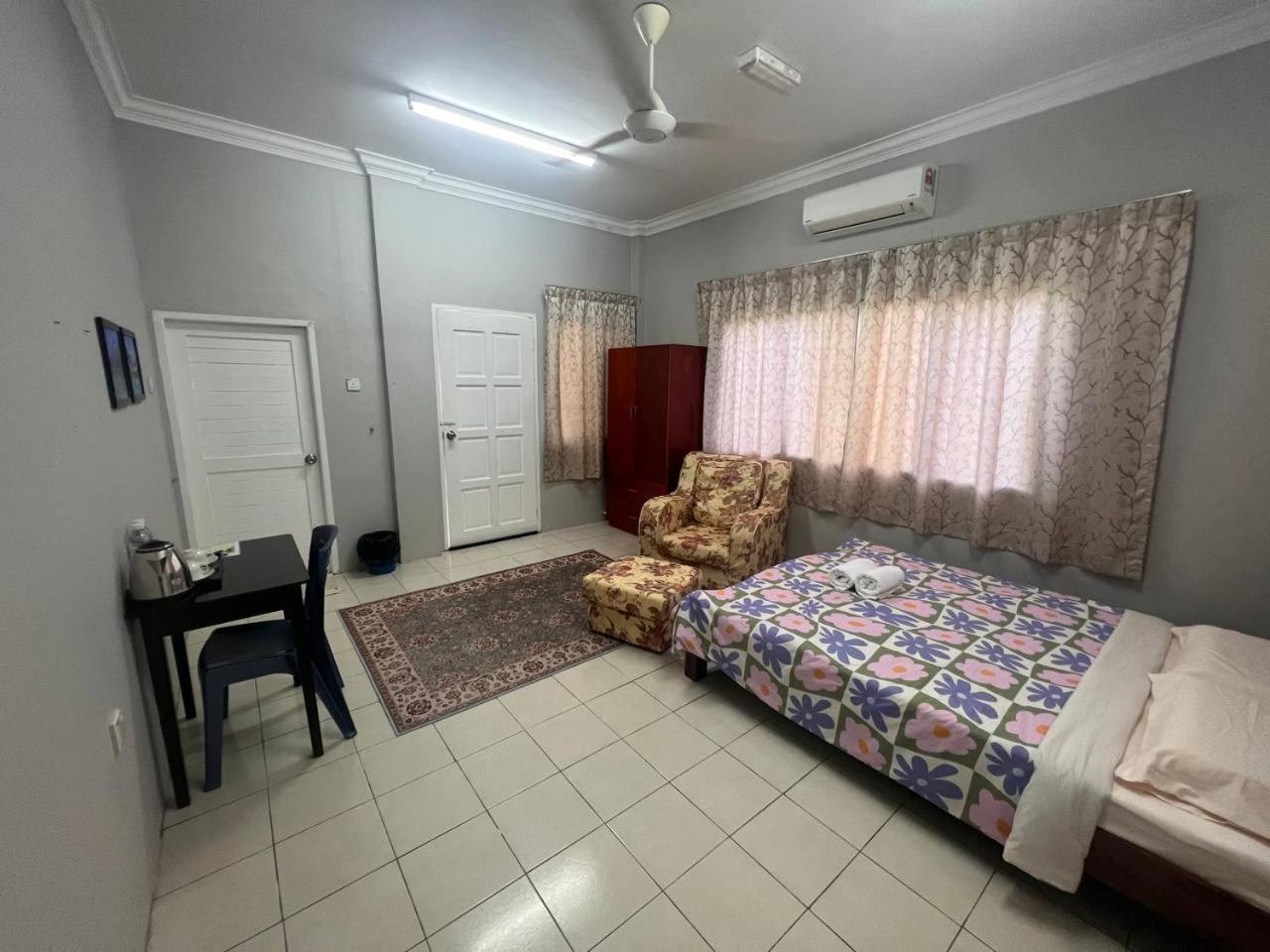 Putra Sentosa Retreat Camp, Sematan Hotell Rom bilde